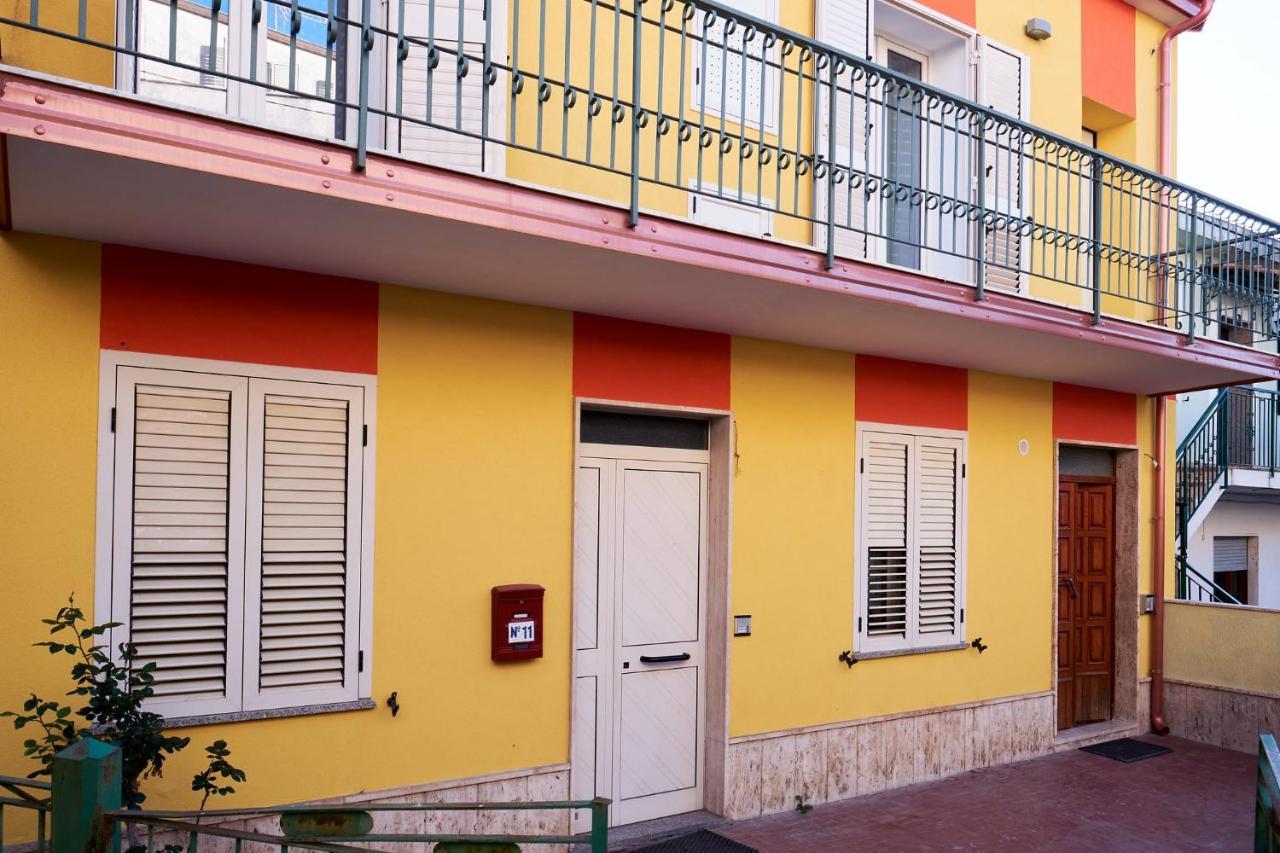 Bouganville House - Casa Vacanze Triparni Экстерьер фото